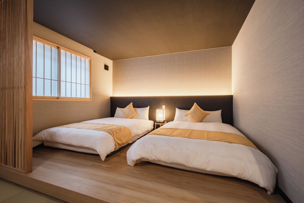 スタンダード アパートメント ダブルベッド 2 台 禁煙 客室1 | BEPPU Risana