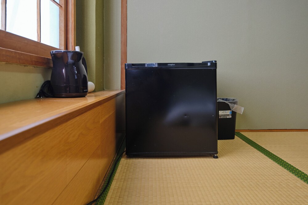 スタンダード トリプルルーム マウンテンビュー [7月~9月登山送迎相談] 客室1 | 芙蓉山居煙霞
