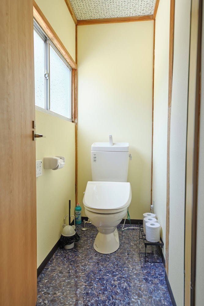 スタンダード ツインルーム [7月~9月登山送迎相談] 客室8 | 芙蓉山居煙霞