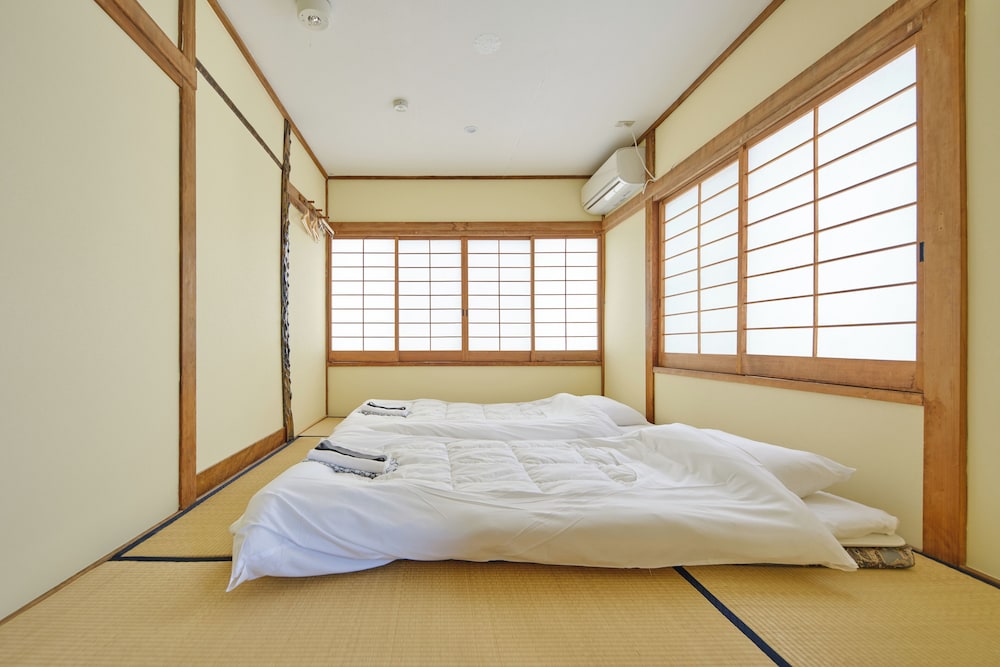 スタンダード ツインルーム [7月~9月登山送迎相談] 客室7 | 芙蓉山居煙霞