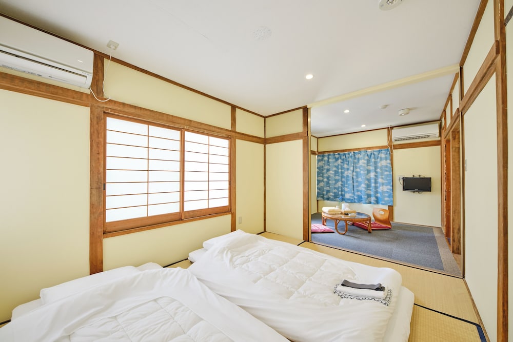 スタンダード ツインルーム [7月~9月登山送迎相談] 客室9 | 芙蓉山居煙霞