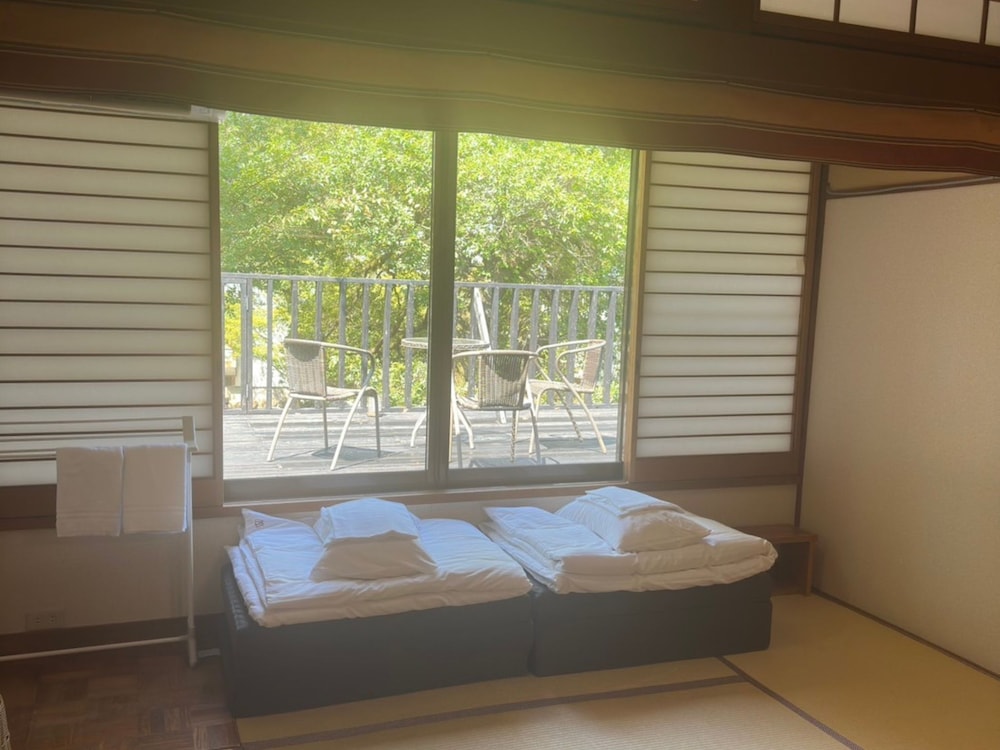 4 人部屋 バルコニー バルコニーからの眺望0 | 温泉宿水ぐち