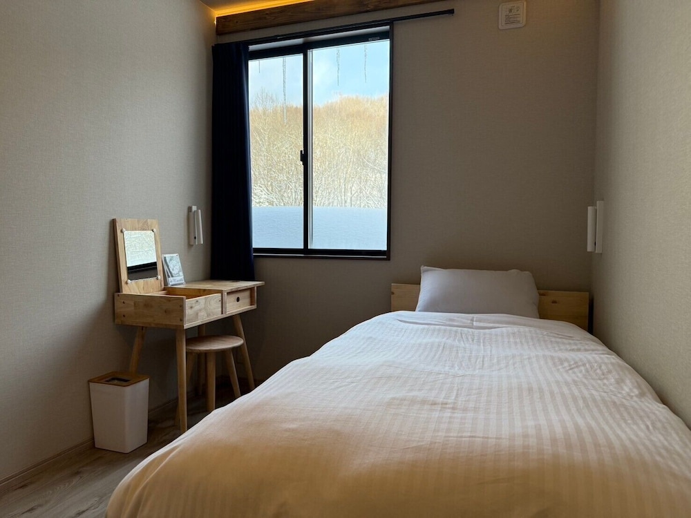 スタンダード ツインルーム シングルベッド 2 台 禁煙 | ChillSheep