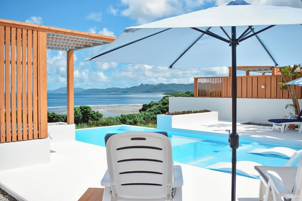 デラックス ヴィラ オーシャンビュー テラス / パティオ8 | オーシャンビュー石垣　風＆波