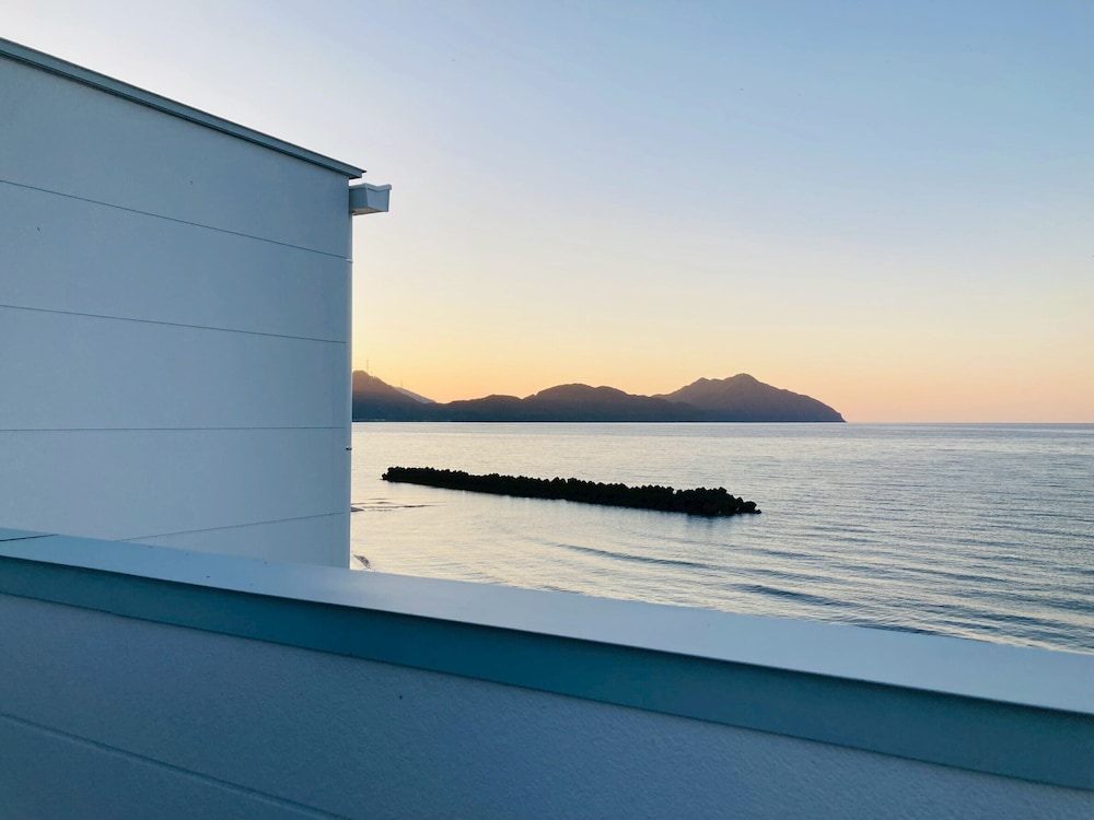 ファミリー ルーム 2 ベッドルーム シービュー テラス / パティオ0 | 若狭サーフホテル　イルマーレ