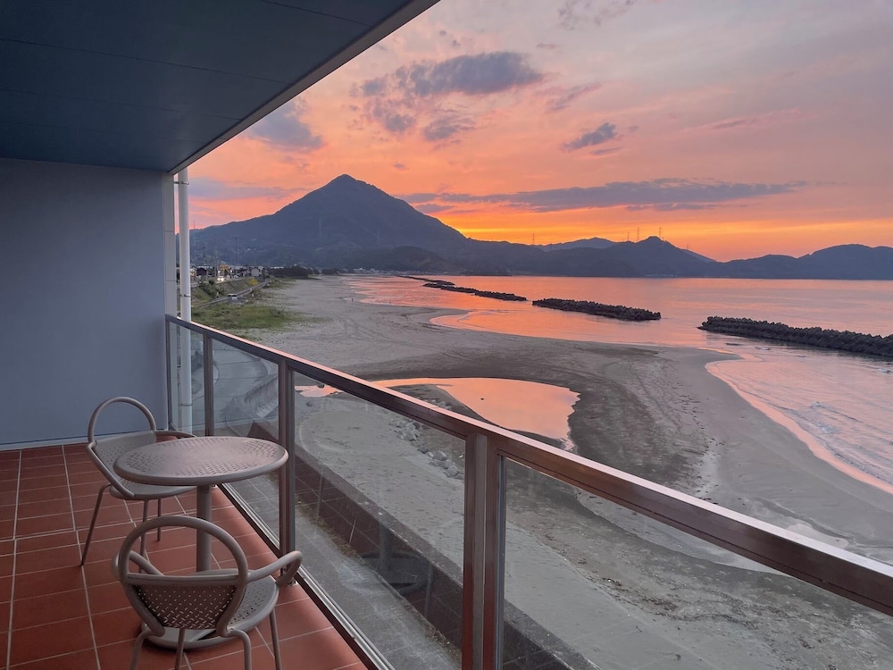 デラックス ルーム 1 ベッドルーム オーシャンビュー | 若狭サーフホテル　イルマーレ