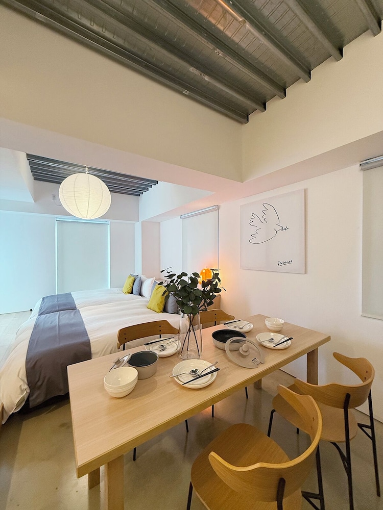 スーペリア スタジオ バルコニー 客室1 | Arts Dobashi