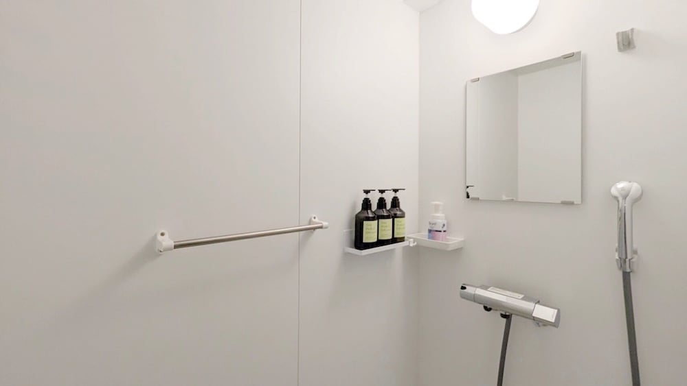 プレミアム ツインルーム バスルーム0 | 与那国島ホテル むんぶステイ ナンタ浜