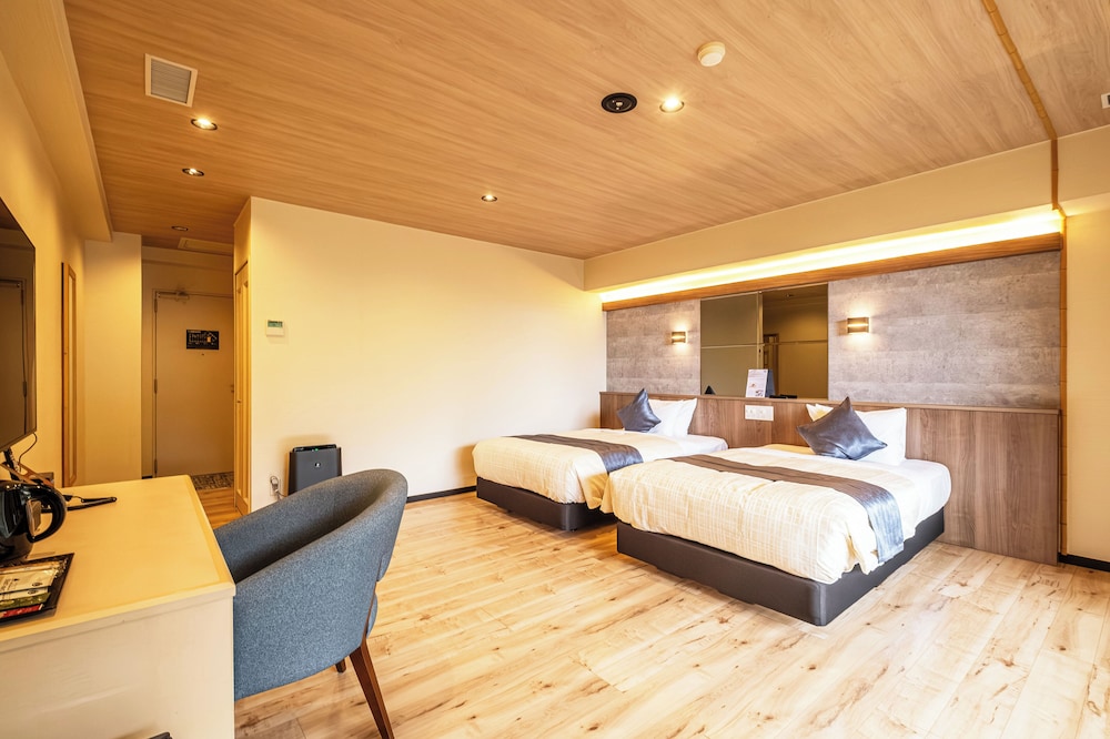 [洋モダン洋室] 40平米＋テラス11平米 信楽焼露天風呂 禁煙 客室7 | リブマックスリゾート伊豆大川