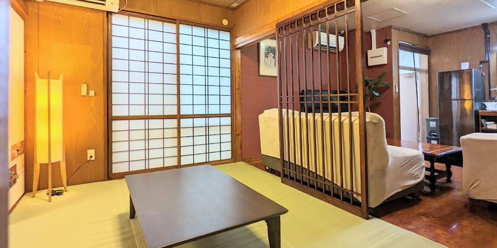 ファミリー ルーム 禁煙 客室1 | アベニュー コザ ホテル