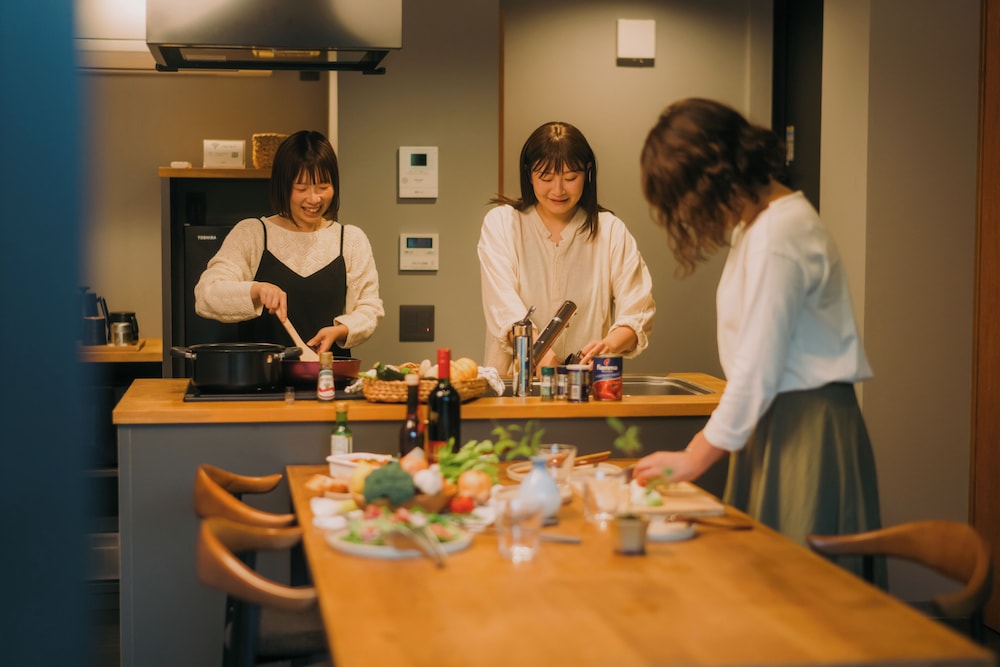 ラグジュアリー キャビン 禁煙 マウンテンビュー 客室2 | 山座熊川