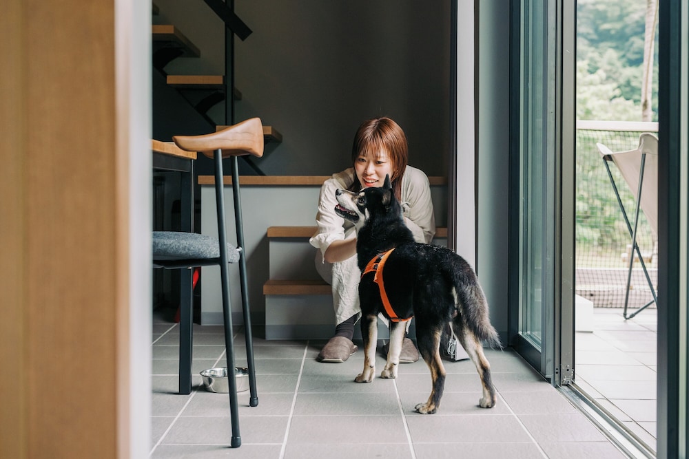 ラグジュアリーキャビン 禁煙 (ペット同伴可) 客室3 | 山座熊川