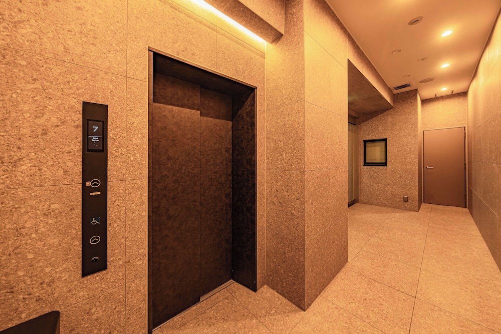 エレベーター1 | Apartment Hotel 11 Higashi Umeda | Apartment Hotel 11 Higashi Umeda