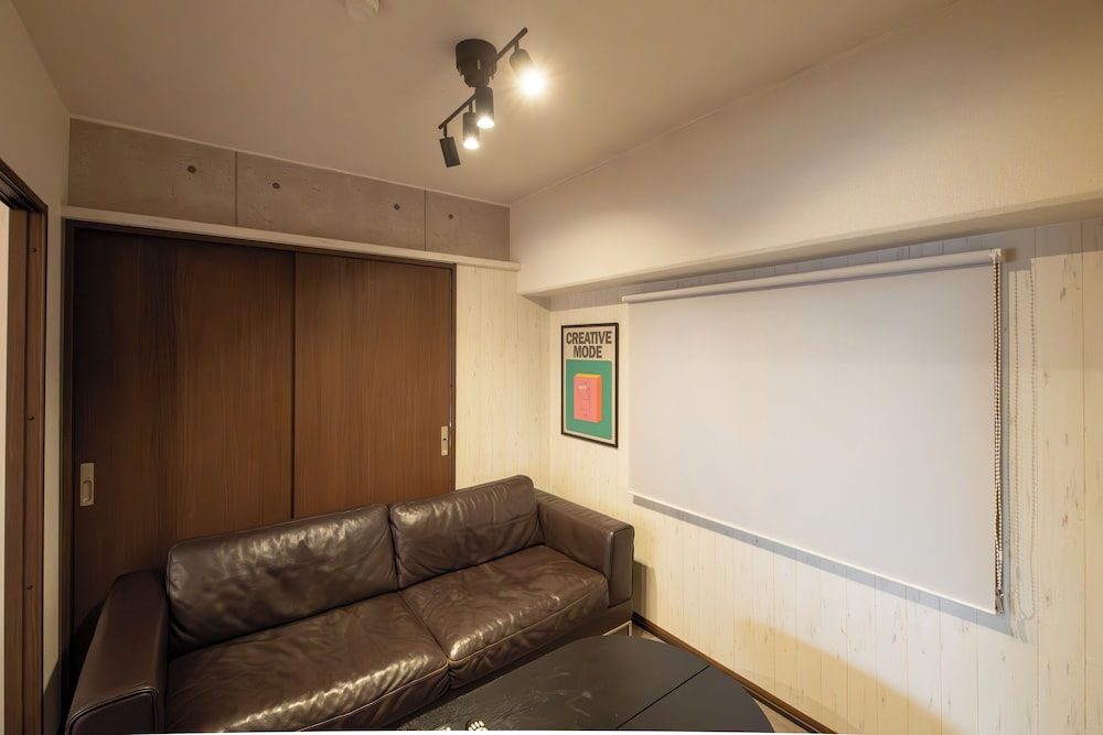 ラグジュアリー アパートメント 2 ベッドルーム 禁煙 キッチン リビングルーム1 | フェニックスハイツ桜川