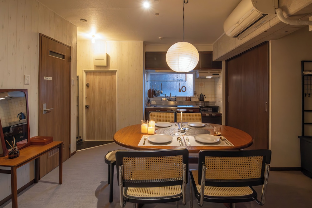 ラグジュアリー アパートメント 2 ベッドルーム 禁煙 キッチン ダイニングルーム3 | フェニックスハイツ桜川