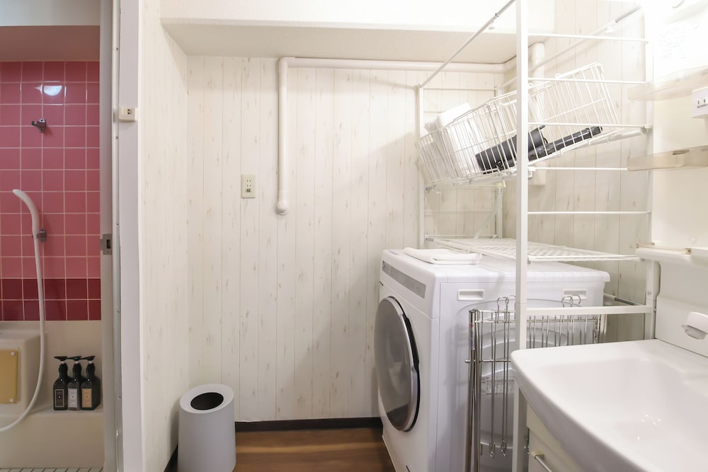 ラグジュアリー アパートメント 2 ベッドルーム 禁煙 キッチン ランドリー1 | フェニックスハイツ桜川