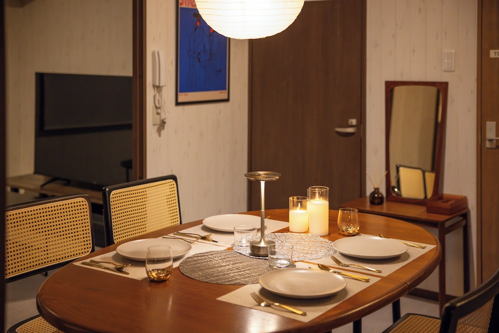 ラグジュアリー アパートメント 2 ベッドルーム 禁煙 キッチン ダイニングルーム2 | フェニックスハイツ桜川