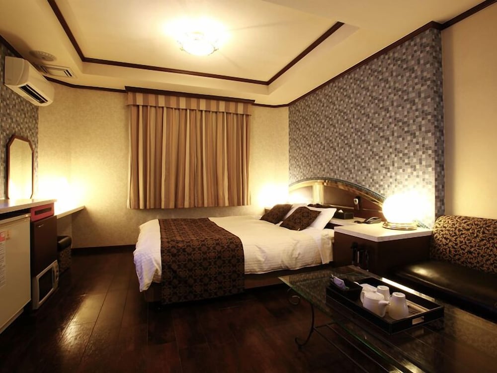 デラックス ダブルルーム 客室1 | HOTEL SOLA – 大人限定