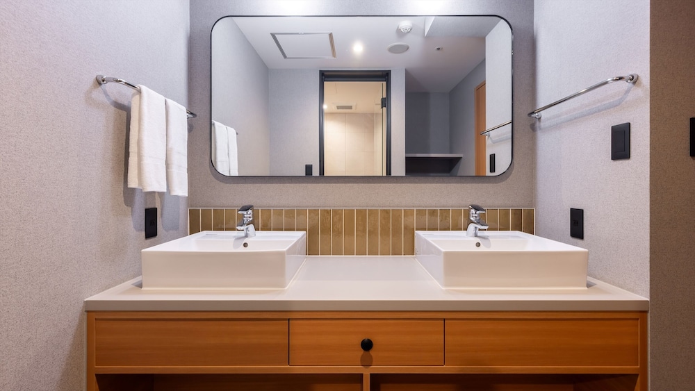 [GRAND OPEN] シグネチャーツイン 2～3名利用 禁煙 客室7 | HANARE by Tokyu Stay Kyoto Sanjo