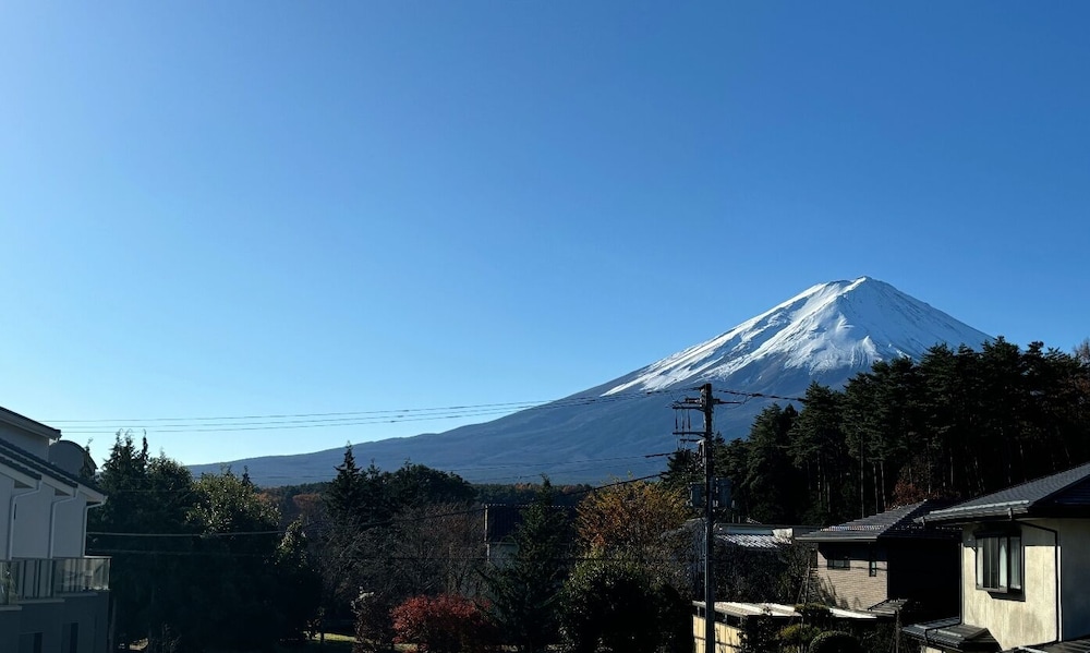 ツインAタイプ2階富士山側 禁煙 マウンテン ビュー0 | The Noborisaka Village