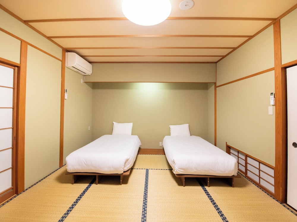 和風ツインルーム 禁煙 客室4 | 富士たから荘 旭日館