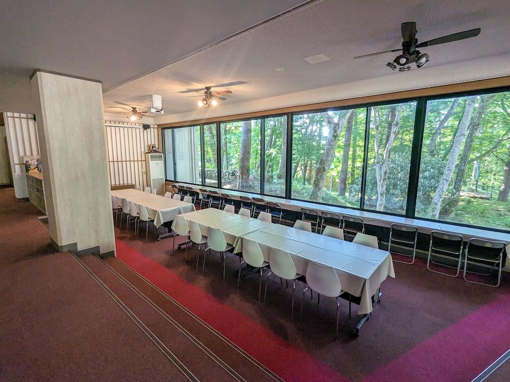 フロント1 | 富士たから荘　旭日館