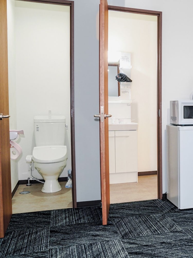 スーペリア ダブルルーム シングルベッド 2 台 禁煙 簡易キッチン リビング エリア2 | 星の宿