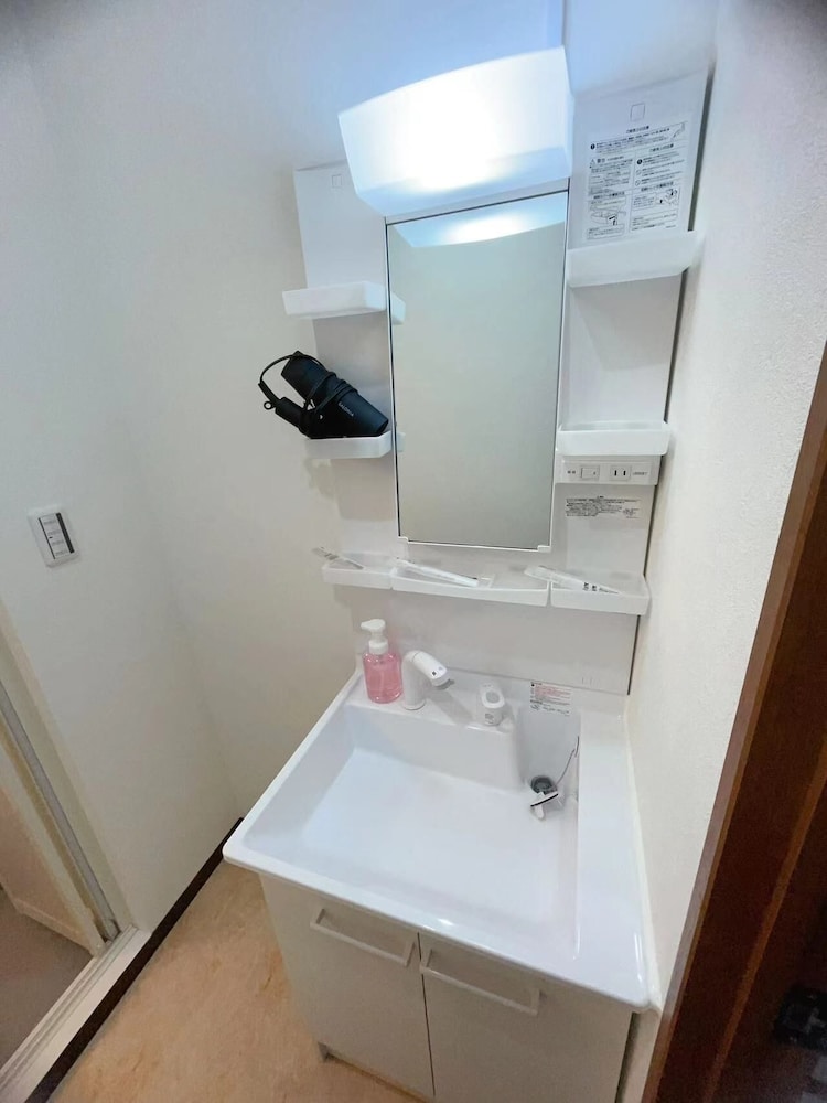 スーペリア 4 人部屋 ベッド (複数台) 禁煙 簡易キッチン バスルーム2 | 星の宿