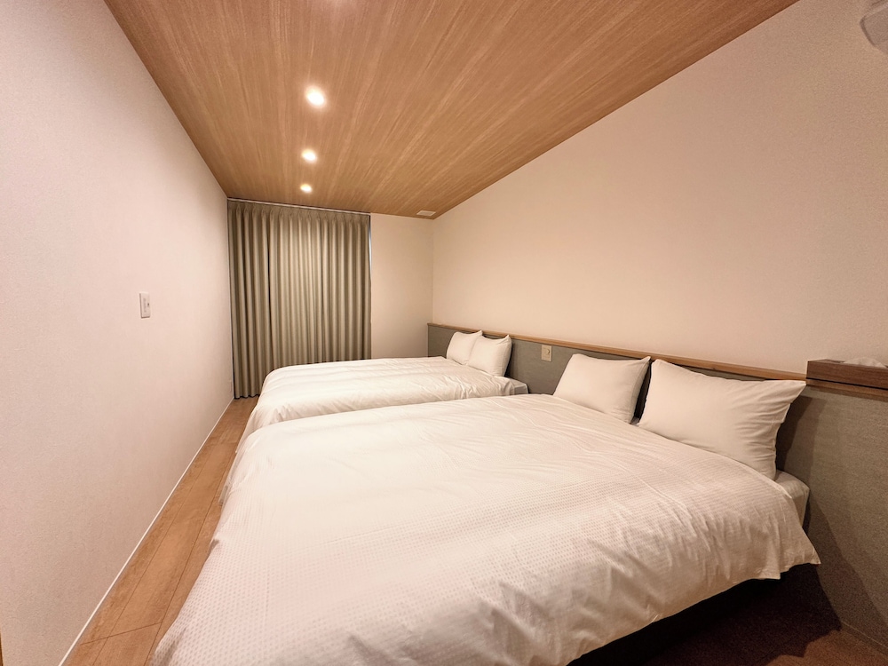 ヴィラ ガーデンビュー 客室4 | 葵スイート高山