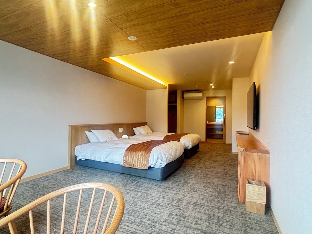 ベーシック ツインルーム マウンテンビュー 客室3 | 富士山と河口湖とホテル風鈴