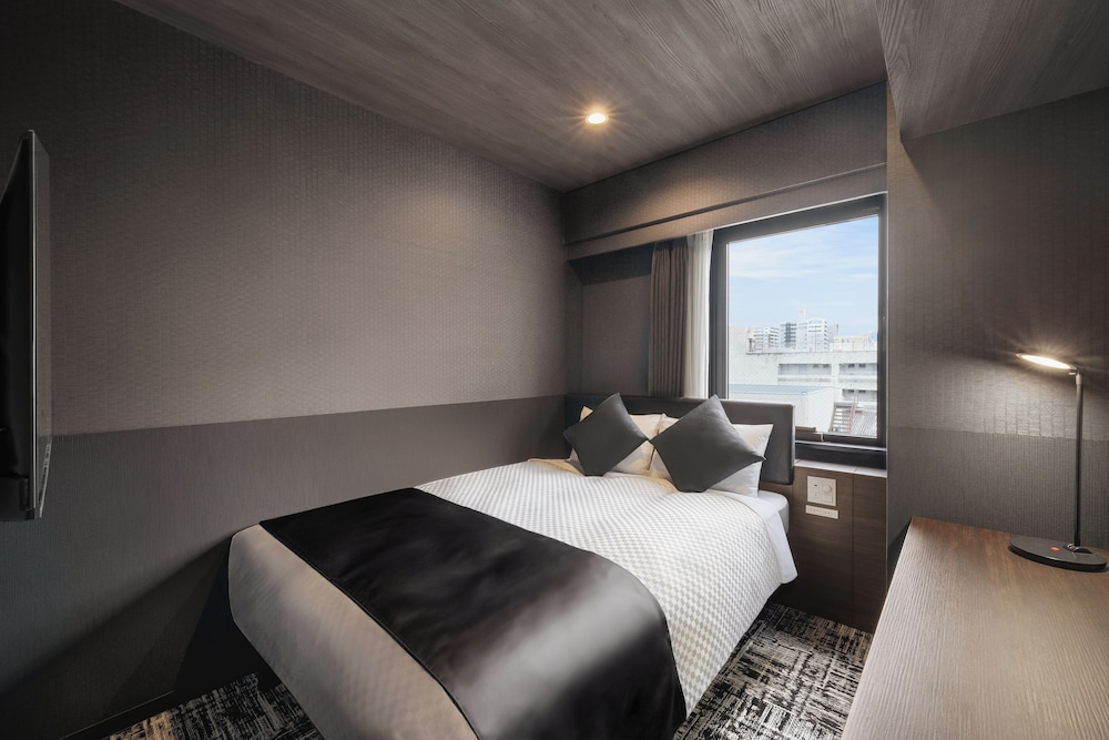 コーナーダブルルーム 禁煙 シティビュー 客室1 | いやし処ほてる寛楽 久留米駅前