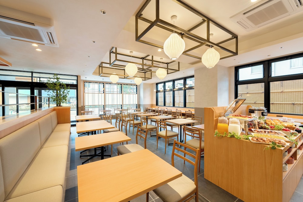 ロビーラウンジ1 | いやし処ほてる寛楽 久留米駅前 ロビーラウンジ1 | いやし処ほてる寛楽 久留米駅前