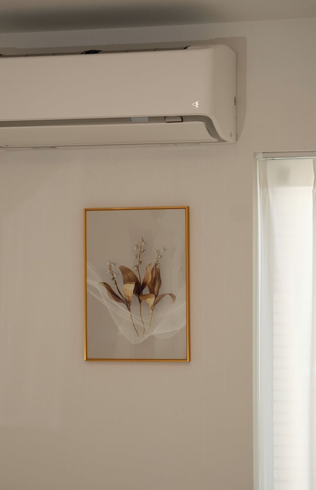 コンフォート アパートメント ダブルベッド 1 台ソファーベッド付き シティビュー 客室4 | 东京民宿 御縁宿