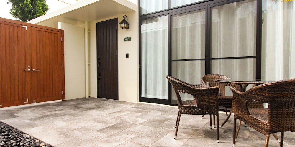 スーペリア ヴィラ 1 ベッドルーム テラス 客室3 | villa LIFE INDAH sumuide