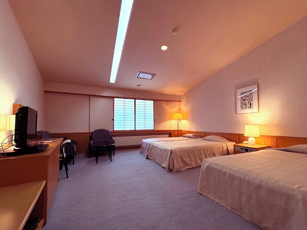 デラックス ツインルーム | 軽井沢芸術倶楽部