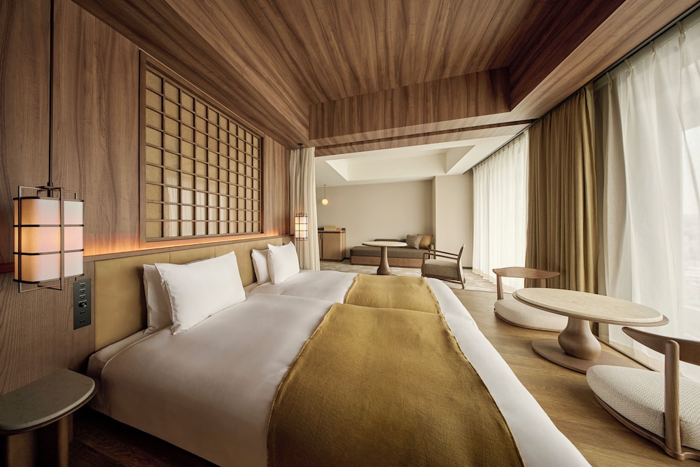 エグゼクティブフロア　デラックス　コーナーツイン　禁煙 | ザ ロイヤルパークホテル アイコニック 那覇