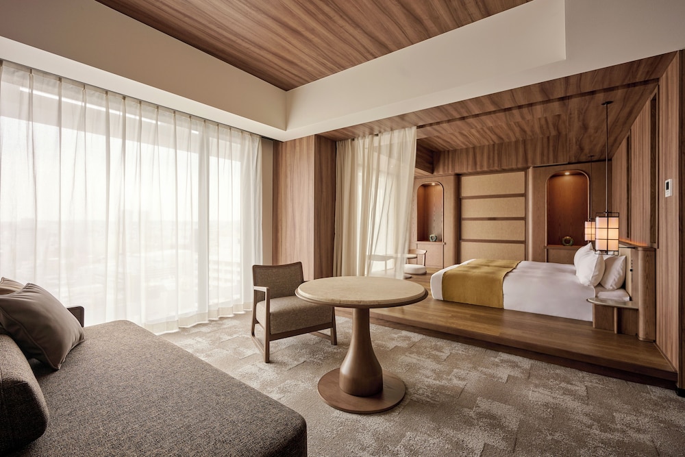 エグゼクティブフロア　ジュニアスイート　禁煙 客室1 | ザ ロイヤルパークホテル アイコニック 那覇