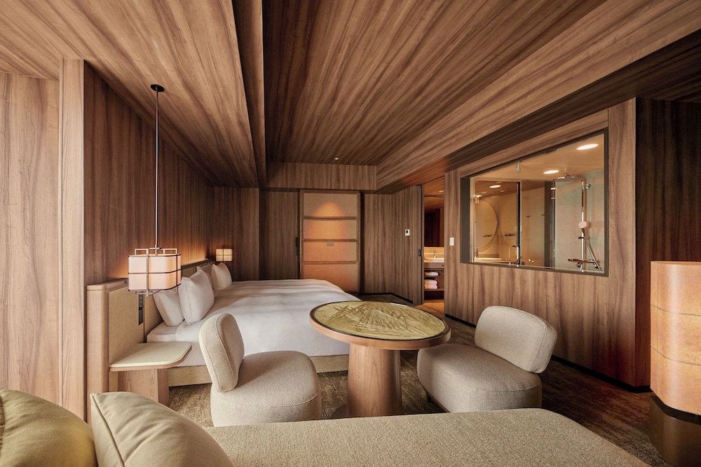 デラックス　ツイン　禁煙 客室1 | ザ ロイヤルパークホテル アイコニック 那覇