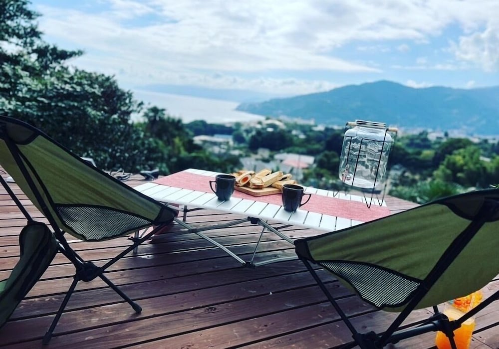 ベーシック ルーム シービュー テラス / パティオ0 | 海が見える遊び場　The BooX