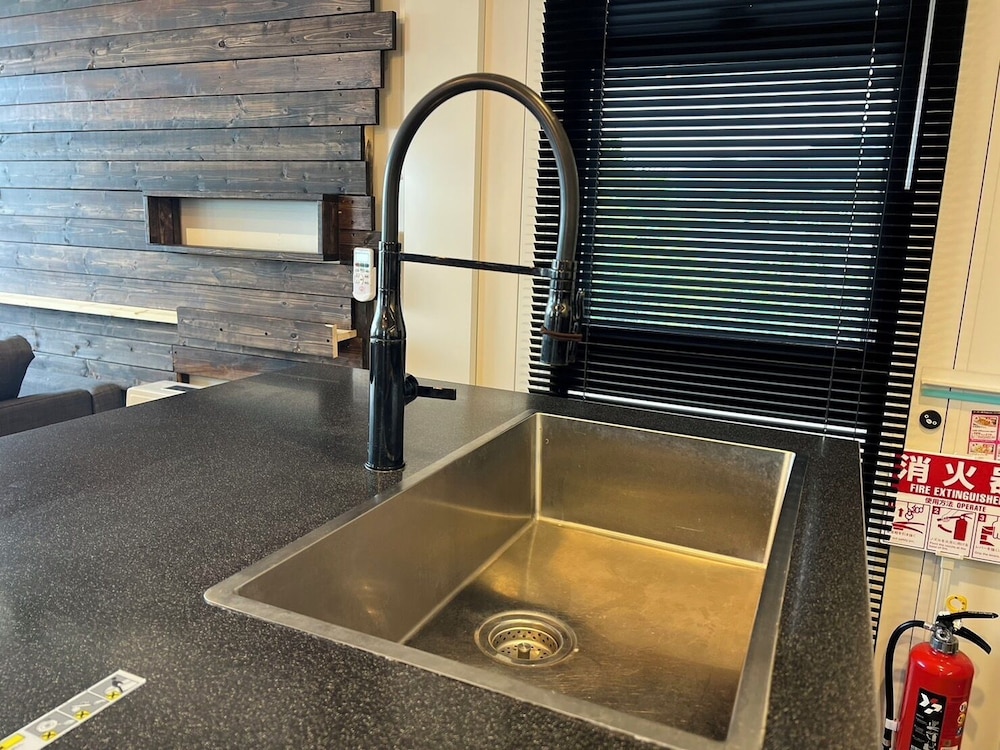 ベーシック ルーム シービュー 専用キッチン1 | 海が見える遊び場　The BooX