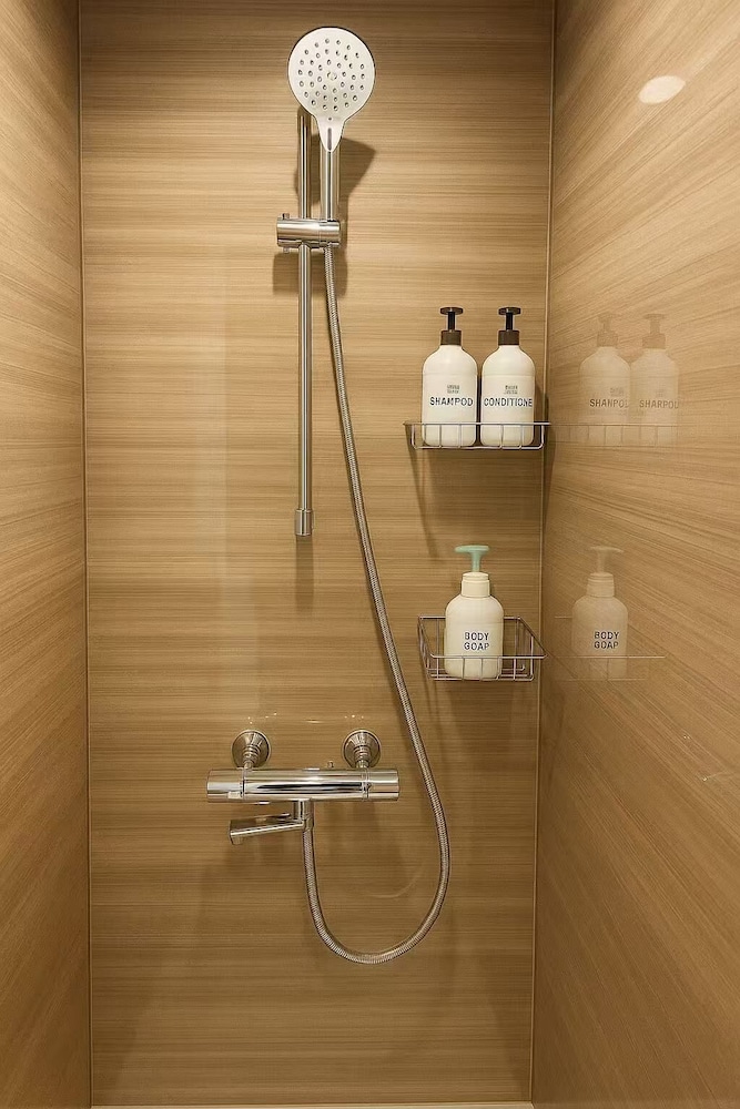 ツインルーム (401) バスルーム1 | 青麦宿泊　西早稲田