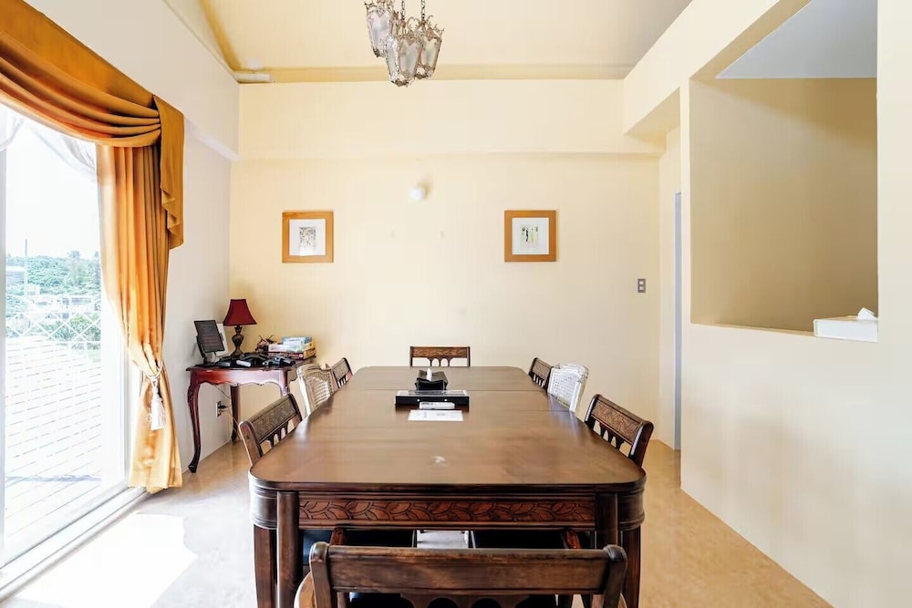 スーペリア ヴィラ 3 ベッドルーム オーシャンビュー 客室13 | ビーチフロントプール＆BBQテラス付の貸別荘 Anniversario