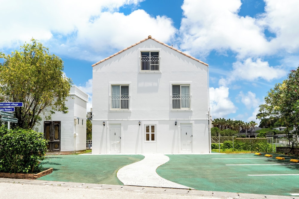 スーペリア ヴィラ 3 ベッドルーム オーシャンビュー 客室2 | ビーチフロントプール＆BBQテラス付の貸別荘 Anniversario