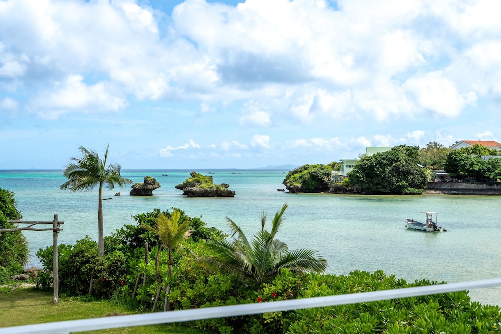 スーペリア ヴィラ 3 ベッドルーム オーシャンビュー 客室3 | ビーチフロントプール＆BBQテラス付の貸別荘 Anniversario