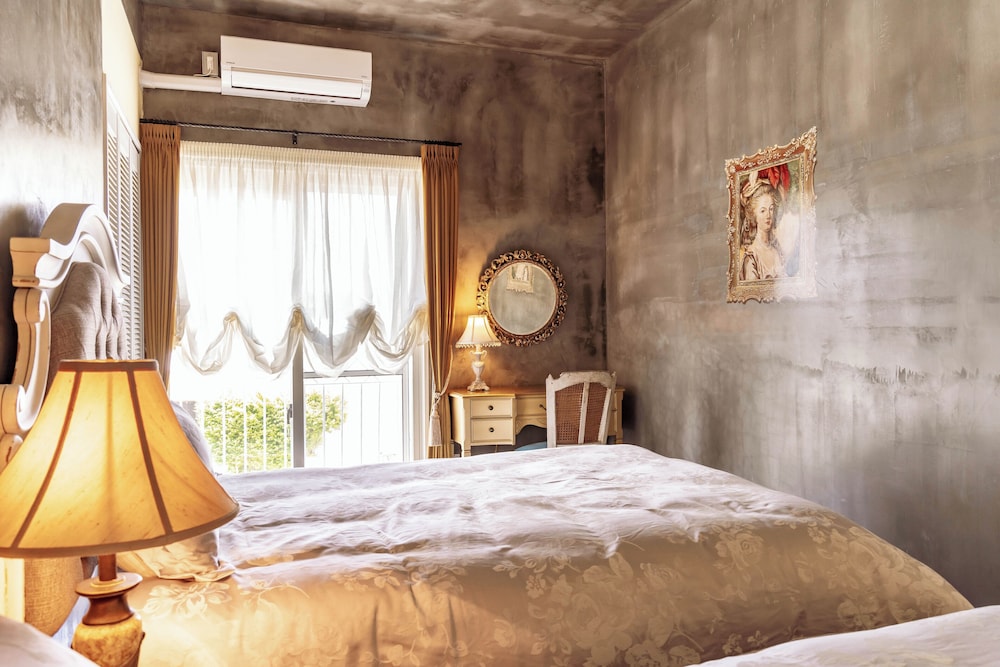 客室1 | ビーチフロントプール＆BBQテラス付の貸別荘 Anniversario