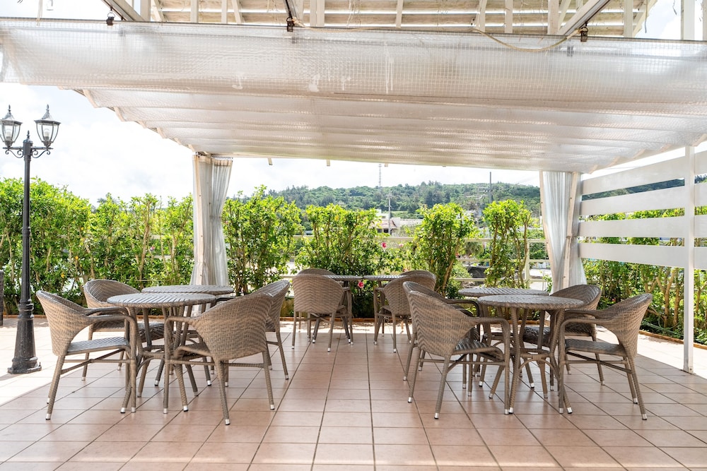 スーペリア ヴィラ 3 ベッドルーム オーシャンビュー 客室11 | ビーチフロントプール＆BBQテラス付の貸別荘 Anniversario