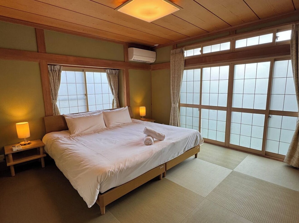 ファミリー ヴィラ マウンテンビュー 客室2 | 5 Peaks Villa