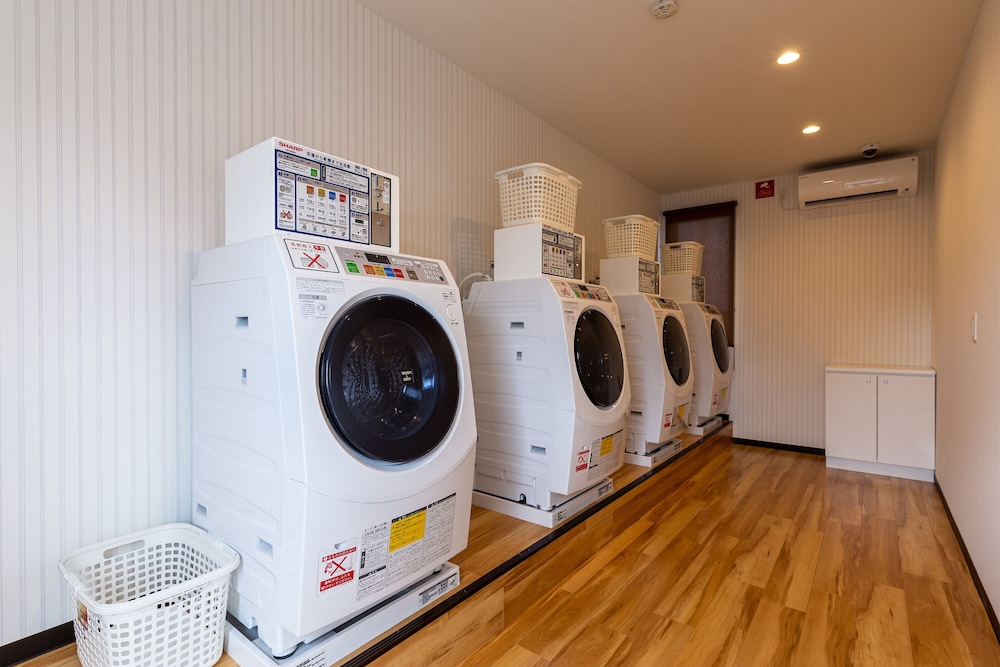 ランドリー ルーム1 | HOTEL R9 The Yard 山県 ランドリー ルーム1 | HOTEL R9 The Yard 山県