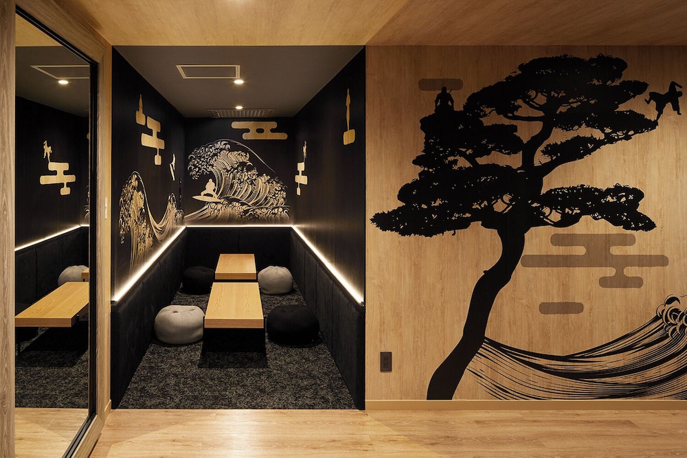 ファミリー ダブルまたはツインルーム 客室1 | 弥富ホテルNUQU全室天然温泉