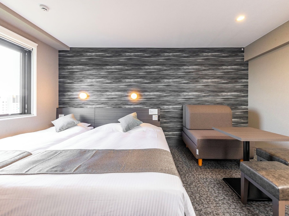 スタンダード トリプルルーム ベッド (複数台) 禁煙 客室1 | 天然温泉スーパーホテルPremier 富山・城址公園前